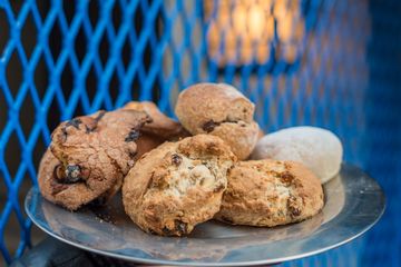Levain Bakery 13 Bakeries Cookies Upper West Side