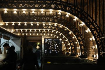 Merakia 2 Mediterranean Greek Flatiron