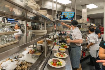 The Smith 20 Brunch American Flatiron Tenderloin