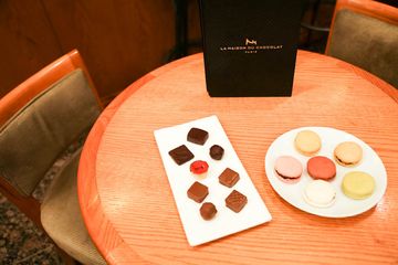 La Maison du Chocolat 4 Chocolate Candy Sweets Midtown West Rockefeller Center
