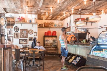 Old Country Coffee 3 Cafes Coffee Shops Chelsea Hells Kitchen