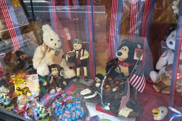 Myzel's Chocolate 5 Chocolate Candy Sweets Midtown West