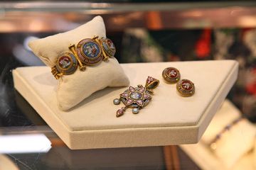 SJ Shrubsole 8 Antiques Collectibles Jewelry Upper East Side