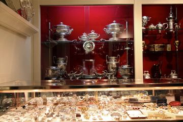 SJ Shrubsole 17 Antiques Collectibles Jewelry Upper East Side