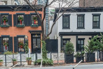 Philip Colleck 2 Antiques Historic Site Midtown East Midtown