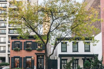 Philip Colleck 29 Antiques Historic Site Midtown East Midtown