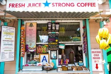 Juicy Lucy 1 Breakfast GrabGoLunch Juice Bars Takeout Only East Village