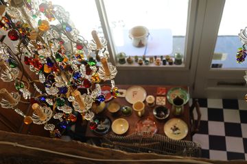 Le Fanion 10 Pottery Antiques Lighting Historic Site West Village