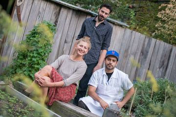 GG's 2 Italian Alphabet City Loisaida East Village