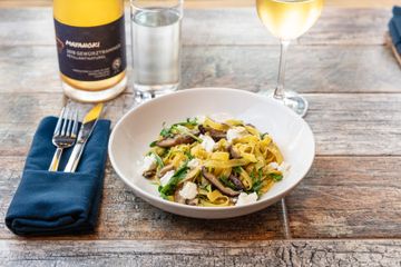 Grape and Grain   LOST GEM 2 Brunch American Bars Beer Bars Wine Bars Alphabet City Loisaida East Village