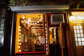 Porsena 2 Italian East Village