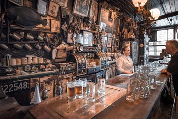 McSorley's Old Ale House 1 American Bars Beer Bars Family Owned Founded Before 1930 Historic Site Irish Pubs Videos East Village