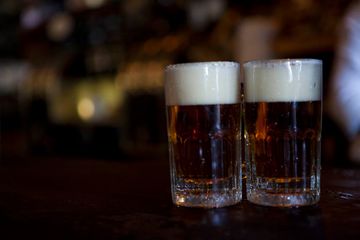 McSorley's Old Ale House 7 Bars Beer Bars Pubs Irish Videos American Founded Before 1930 Family Owned Historic Site East Village