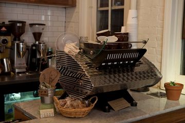 Van Leeuwen 4 Coffee Shops Ice Cream East Village