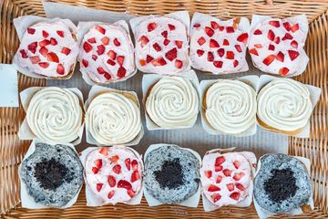 Cupcake Market 6 Bakeries Cupcakes Dessert Gluten Free East Village