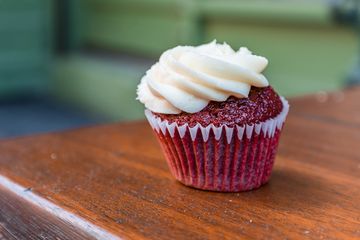 Cupcake Market 8 Bakeries Cupcakes Dessert Gluten Free East Village