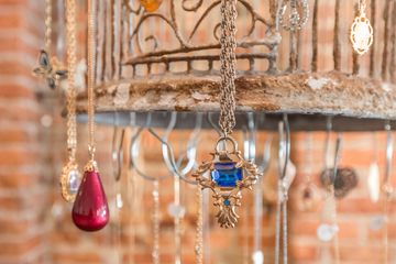 AuH2O 1 Women's Clothing Vintage Jewelry Women's Shoes undefined