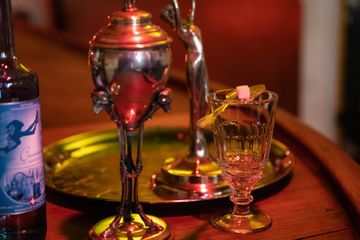 William Barnacle Tavern 5 Bars Founded Before 1930 East Village