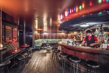 Holiday Cocktail Lounge 1 Bars Lounges Founded Before 1930 Cocktail Bars undefined