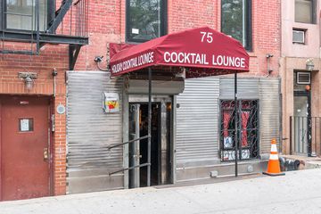 Holiday Cocktail Lounge 3 Bars Cocktail Bars Founded Before 1930 Lounges East Village