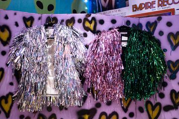 Spark Pretty 4 Vintage Women's Clothing Mens Clothing East Village