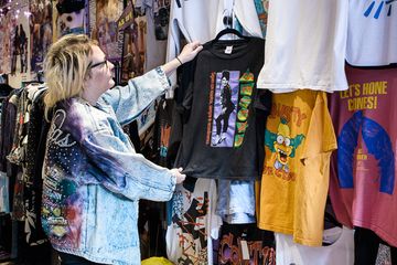 Spark Pretty 19 Vintage Women's Clothing Mens Clothing East Village