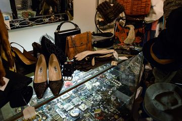 Cobblestones 23 Women's Clothing East Village