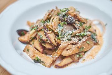 Pinto Garden 5 Thai West Village