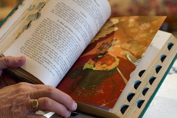 Bonnie Slotnick 17 Bookstores West Village