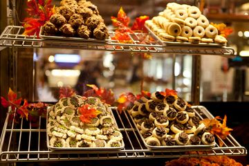 Veniero's Pasticceria 1 Bakeries Cafes Family Owned undefined