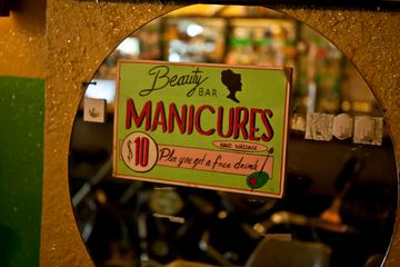 Beauty Bar 7 Bars East Village