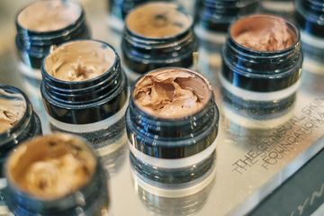 Wonderland Beauty Parlor 18 Hair Salons Chelsea Art Gallery District