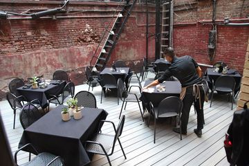 Al Vicoletto 10 Italian Flatiron