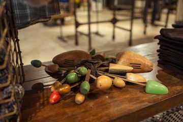 Rothman's 10 Videos Mens Clothing Founded Before 1930 Gramercy