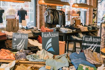 Rothman's 8 Videos Mens Clothing Founded Before 1930 Gramercy