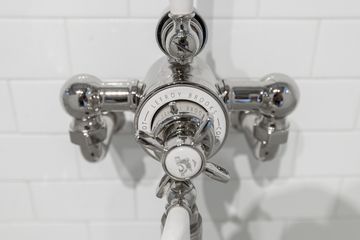 LeFroy Brooks 2 Bathrooms Chelsea