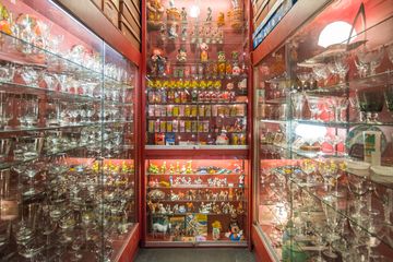 Authentiques Past and Present   LOST GEM 19 Collectibles Chelsea