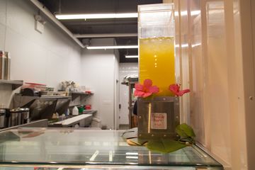 Raw Mkt 6 Hawaiian East Village