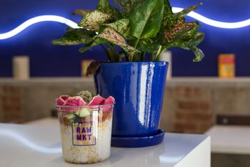 Raw Mkt 15 Hawaiian East Village