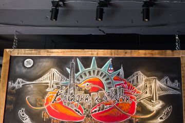 Burger and Lobster 7 Burgers American Seafood Flatiron