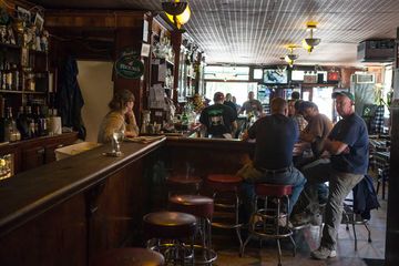 Peter McManus Café 1 American Bars Beer Bars Family Owned Irish Pubs Chelsea