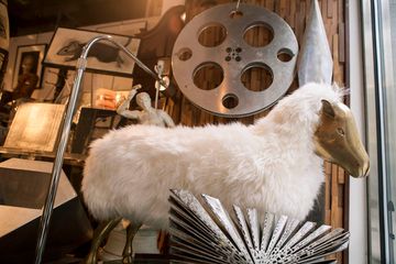 Mantiques Modern 18 Antiques Furniture and Home Furnishings Chelsea