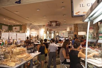 Eataly 2 Italian Bars Grocery Stores Rooftop Bars Wine Shops Flatiron Madison Square Tenderloin