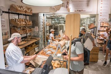 Eataly 17 Italian Bars Grocery Stores Rooftop Bars Wine Shops Flatiron Madison Square Tenderloin