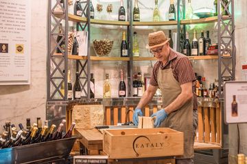 Eataly 41 Italian Bars Grocery Stores Rooftop Bars Wine Shops Flatiron Madison Square Tenderloin