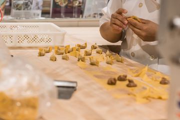 Eataly 24 Italian Bars Grocery Stores Rooftop Bars Wine Shops Flatiron Madison Square Tenderloin