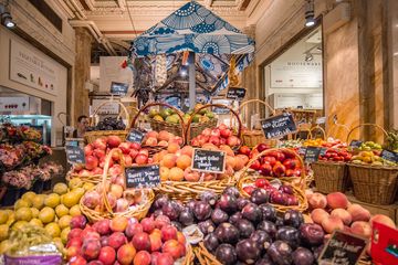 Eataly 68 Italian Bars Grocery Stores Rooftop Bars Wine Shops Flatiron Madison Square Tenderloin