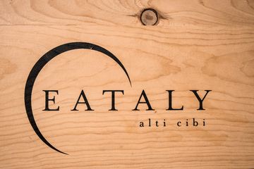 Eataly 60 Bars Grocery Stores Italian Rooftop Bars Wine Shops Flatiron Madison Square Tenderloin
