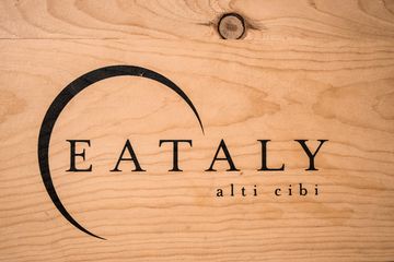 Eataly 60 Italian Bars Grocery Stores Rooftop Bars Wine Shops Flatiron Madison Square Tenderloin