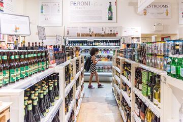 Eataly 63 Italian Bars Grocery Stores Rooftop Bars Wine Shops Flatiron Madison Square Tenderloin